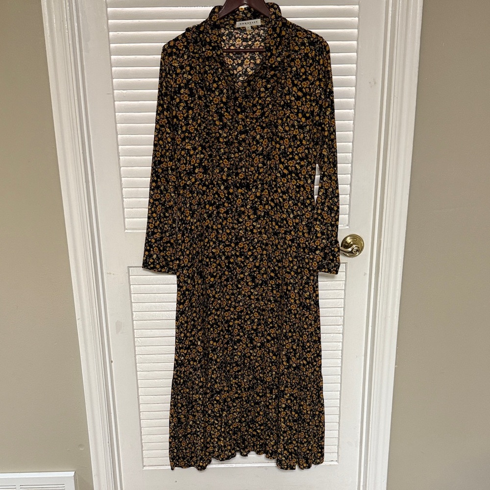 DownEast Black and Tan Floral Long Sleeve Dress